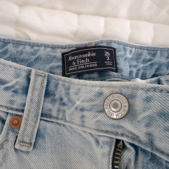 Abercrombie & Fitch Jeans - Picture 2 of 3